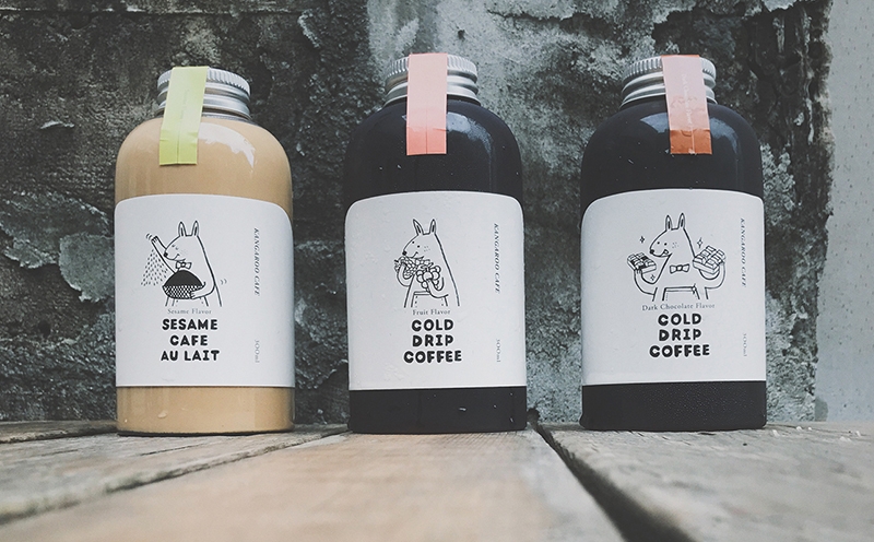 咖啡包裝設計，黑巧克力、水果風味、芝麻歐蕾三種不同的系列包裝瓶設計
