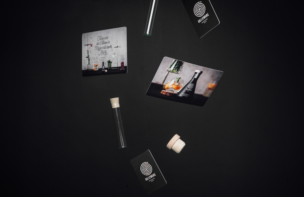 神奇松子酒瓶型包裝設(shè)計(jì)，全新視覺(jué)體驗(yàn)