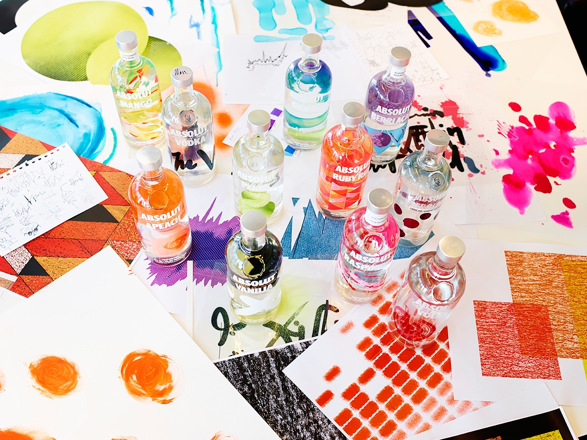 脫離于定向思維的絕對伏特加酒水品牌包裝設(shè)計(jì)